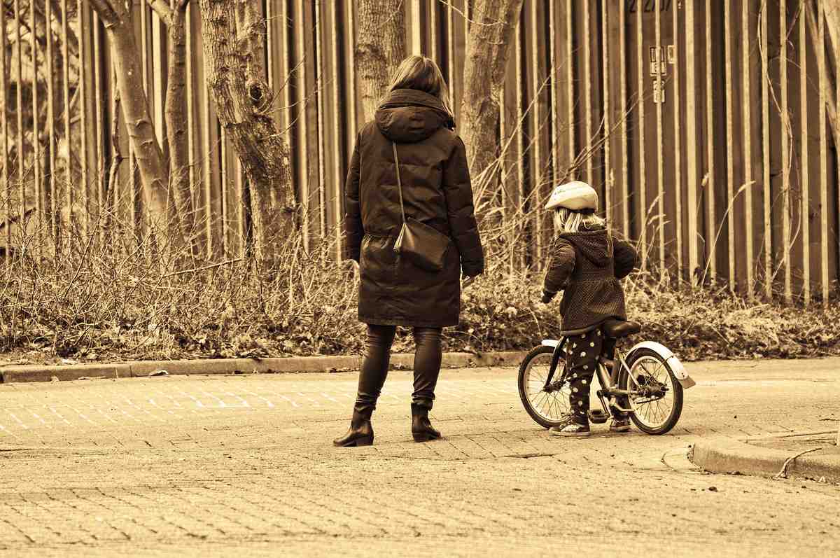 自転車の乗り方 誰が教える