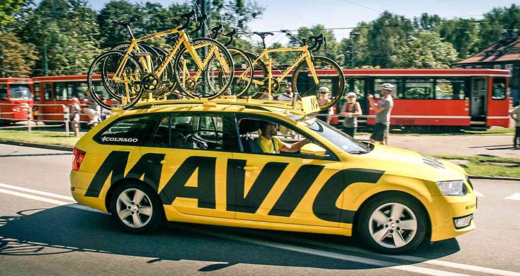 ツール・ド・フランスのŠkoda製Mavicカー