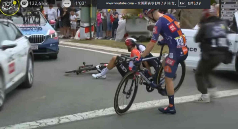 2025ツール・ド・フランス第1ステージで落車したフィリッポ・ガンナ