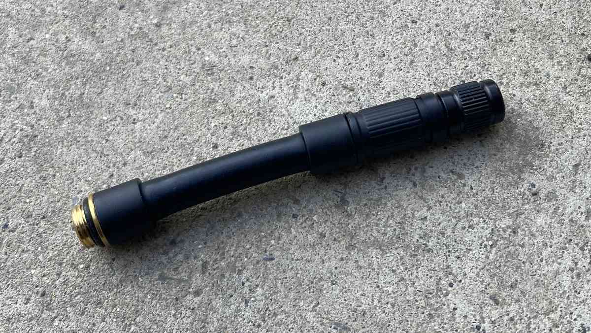 ロードバイク用電動ミニポンプのCYCPLUS AS2 ULTRA