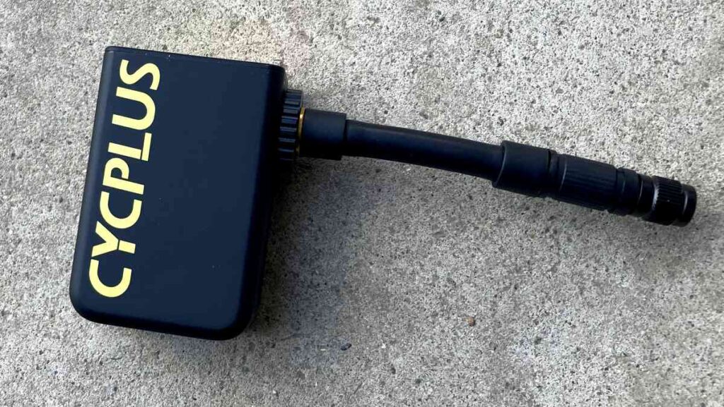 ロードバイク用電動ミニポンプのCYCPLUS AS2 ULTRA